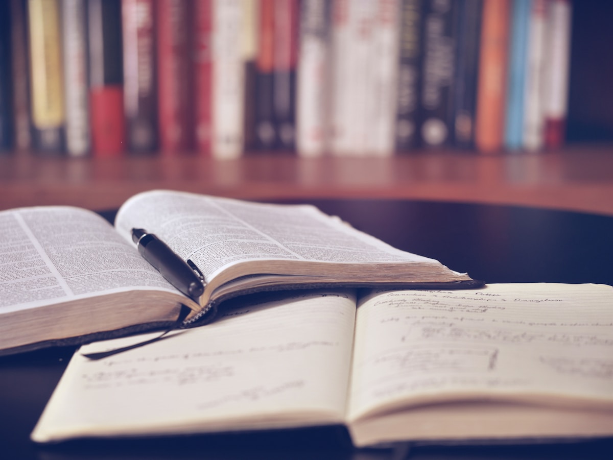 Studying with textbooks